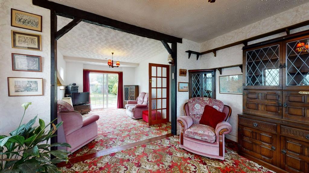 Thurston Park, Whitstable, CT5 3 bed semidetached house £475,000