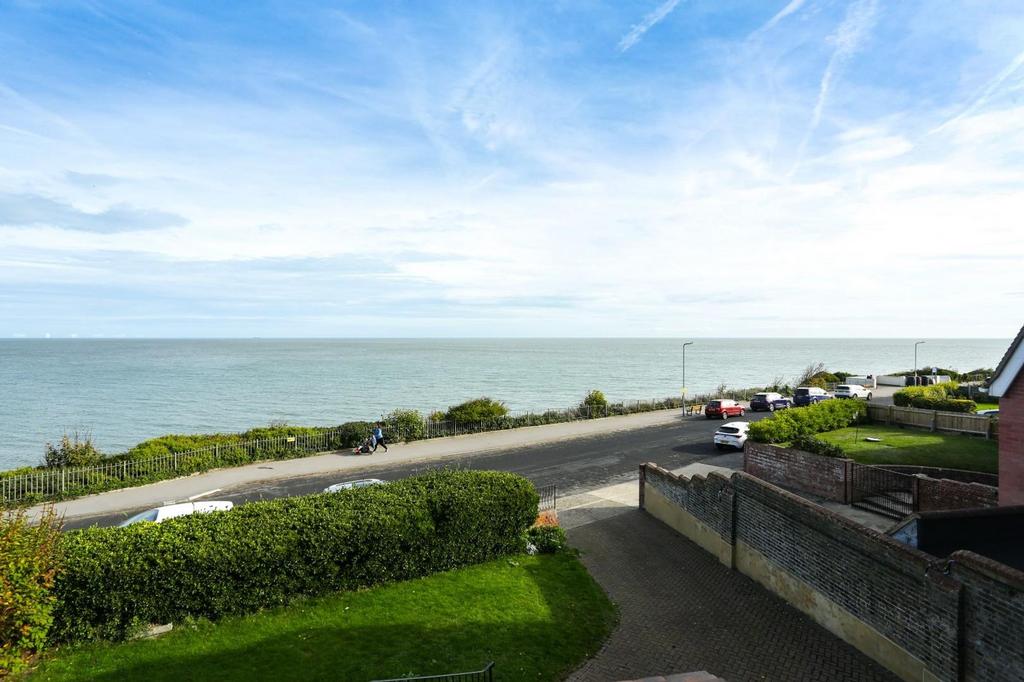 Eastern Esplanade, Broadstairs, CT10 4 bed detached house £1,000,000