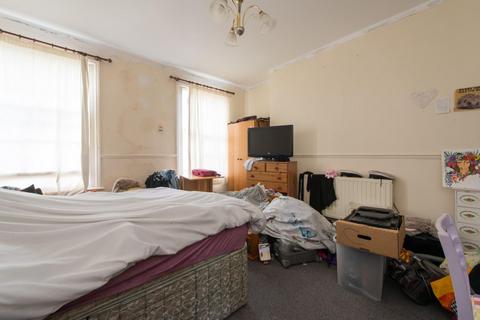 2 bedroom flat for sale - Augusta Road, Ramsgate, CT11