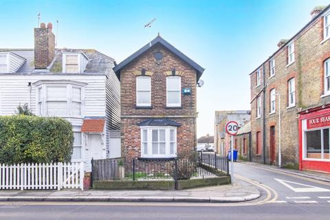 39 Canterbury Road, Whitstable, CT5 4HJ