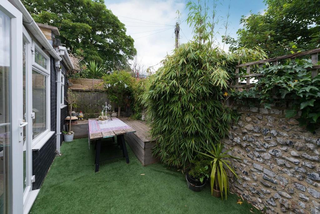 Elms Avenue, Ramsgate, CT11 5 bed semidetached house £450,000