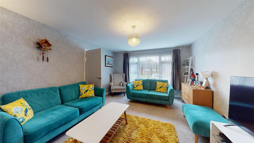 Sleigh Road, Sturry, CT2 3 bed detached house £400,000