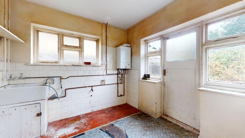 Nethercourt Hill, Ramsgate, CT11 3 bed detached bungalow for sale £