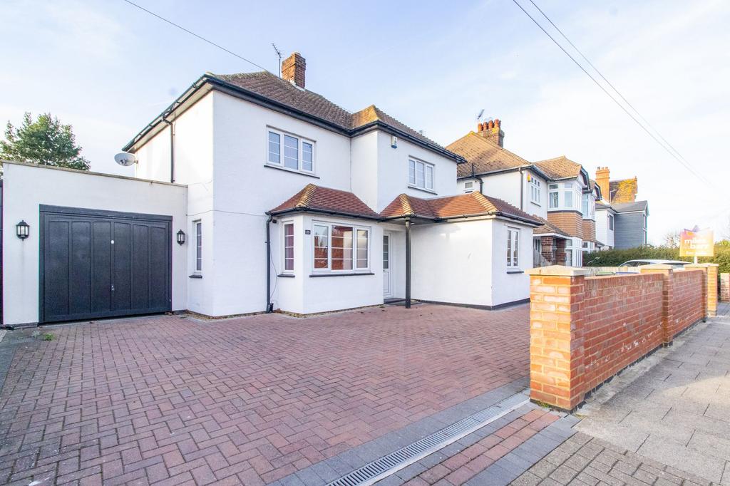Station Road, Herne Bay, CT6 4 bed detached house for sale £475,000