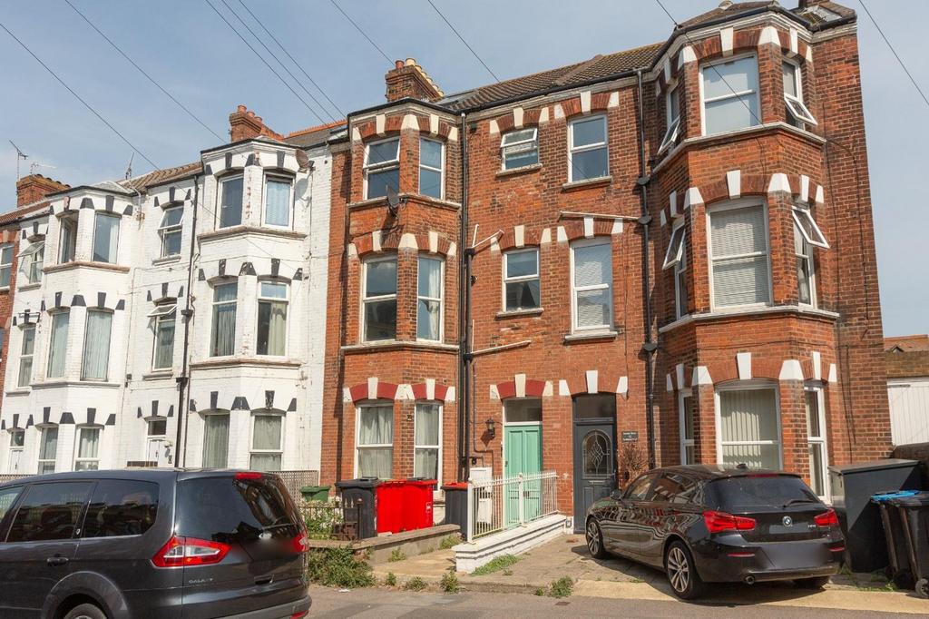 Westbrook Road, Margate, CT9 1 bed flat for sale £160,000
