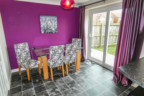 11 Rothbury Drive, Ashington, NE63 8TJ
