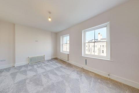 3 bedroom flat for sale - Trinity Gardens, Folkestone, CT20