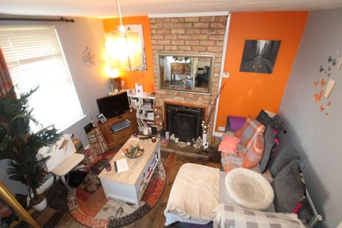 2 bedroom terraced house for sale - High Street, Long Buckby, Northampton, Northants, NN6 7RD