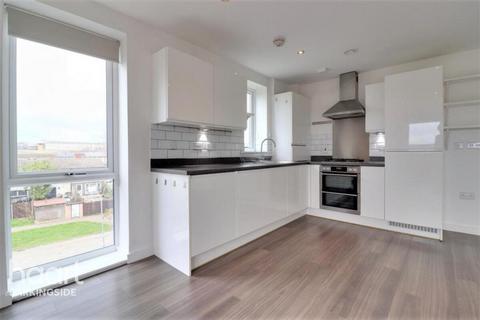 2 bedroom flat to rent, Marine Crescent, Ilford