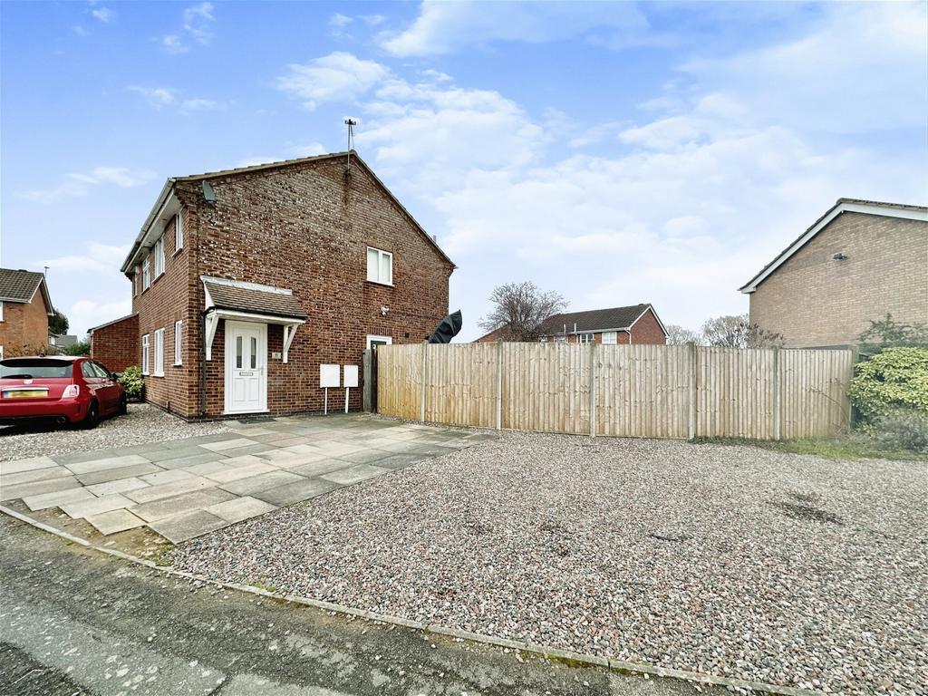 Wolsey Close, Leicester Forest East... 3 bed semidetached house £250,000