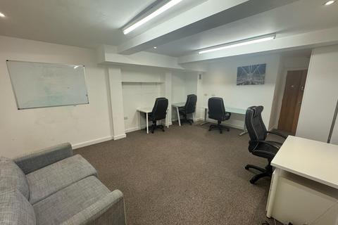 Office to rent, Kilburn High Road, Kilburn, NW6