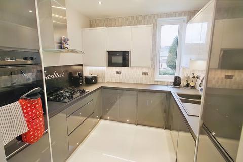 37 Burns Street, Alexandria, G83 0SQ