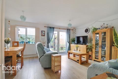 8 Highmoor Copse, Peatmoor, Swindon, SN5 5AB