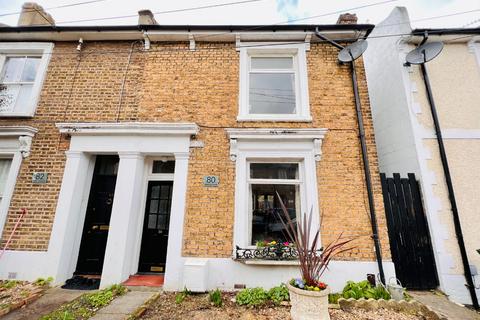 3 bedroom semi-detached house to rent - Whitworth Road, Woolwich, London, SE18 3QF