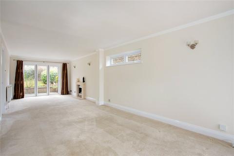 4 bedroom detached house to rent, Newton Close, Harpenden, Hertfordshire, AL5