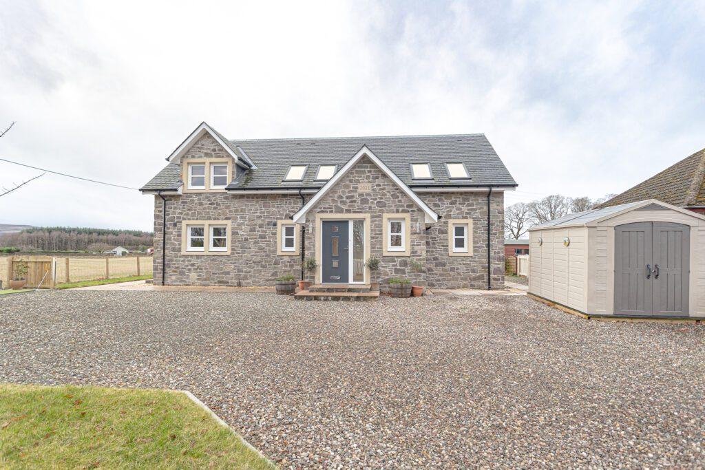 Carrat Cottage, Blair Drummond, Stirling, FK9 4 bed detached house for ...