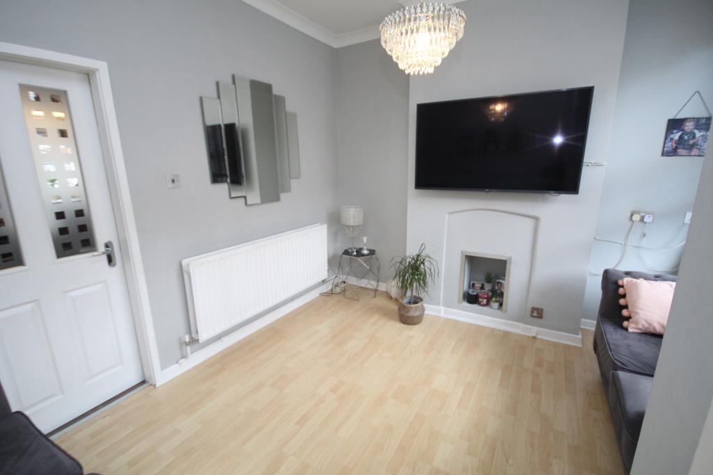 Trafford Grove, Stretford, M32 8LN 2 bed terraced house £270,000