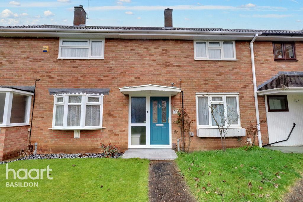 Cross Green, Basildon 2 bed terraced house for sale £280,000
