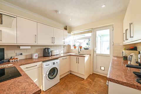 3 bedroom semi-detached house for sale - Sussex Drive, Pagham