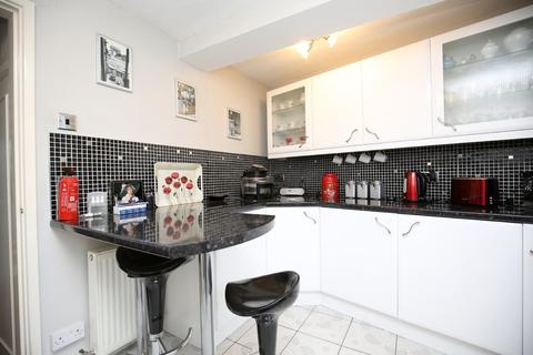 14 Bramber, Tamworth, B77 2LL