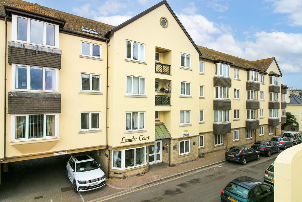 Leander Court, Strand, Teignmouth 2 bed apartment for sale £220,000