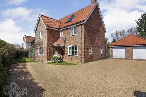 4 bedroom detached house for sale, New Road, Tacolneston, Norwich