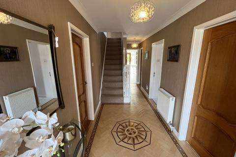 12 Bryn Rhedyn, Tonyrefail, Porth, CF39 8EZ