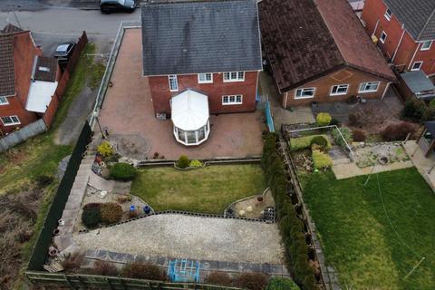 12 Bryn Rhedyn, Tonyrefail, Porth, CF39 8EZ