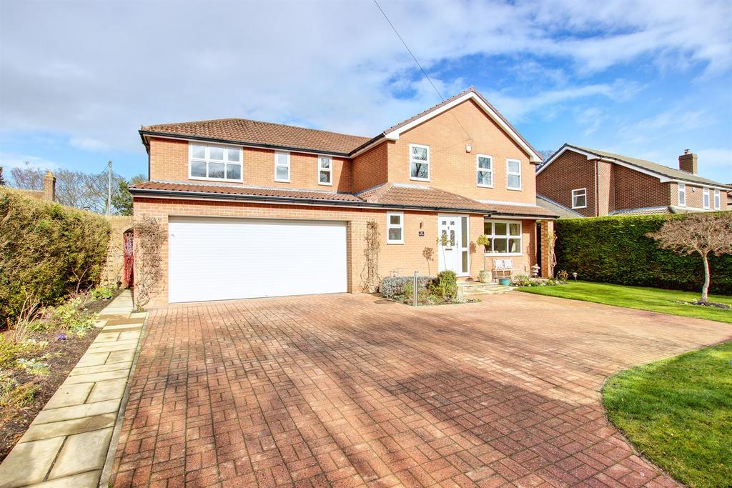 Millfield Road, Whickham 5 bed detached house for sale £700,000