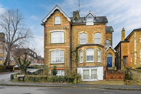 2 bedroom flat for sale - Hunter Road, Guildford, GU1