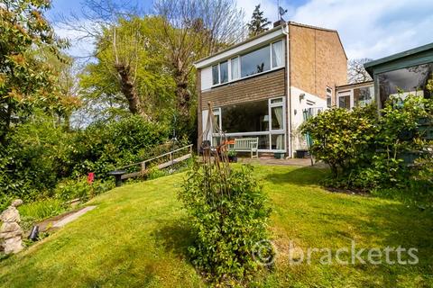 4 Cedar Ridge, Tunbridge Wells, TN2 3NX
