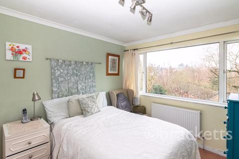 4 Cedar Ridge, Tunbridge Wells, TN2 3NX
