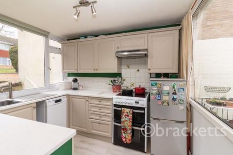 4 Cedar Ridge, Tunbridge Wells, TN2 3NX