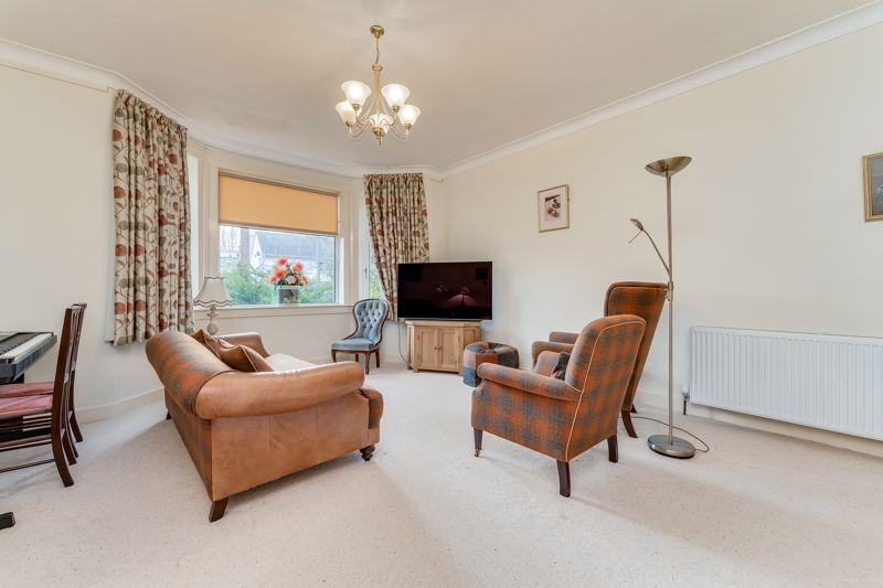 21 Chalmers Road, Ayr KA7 2JQ 3 bed detached bungalow £239,000