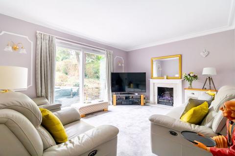 63 Hartley Down, Purley, CR8 4EF