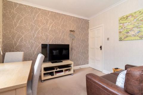 63 Hartley Down, Purley, CR8 4EF