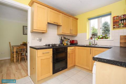 3 bedroom end of terrace house for sale, OAKE