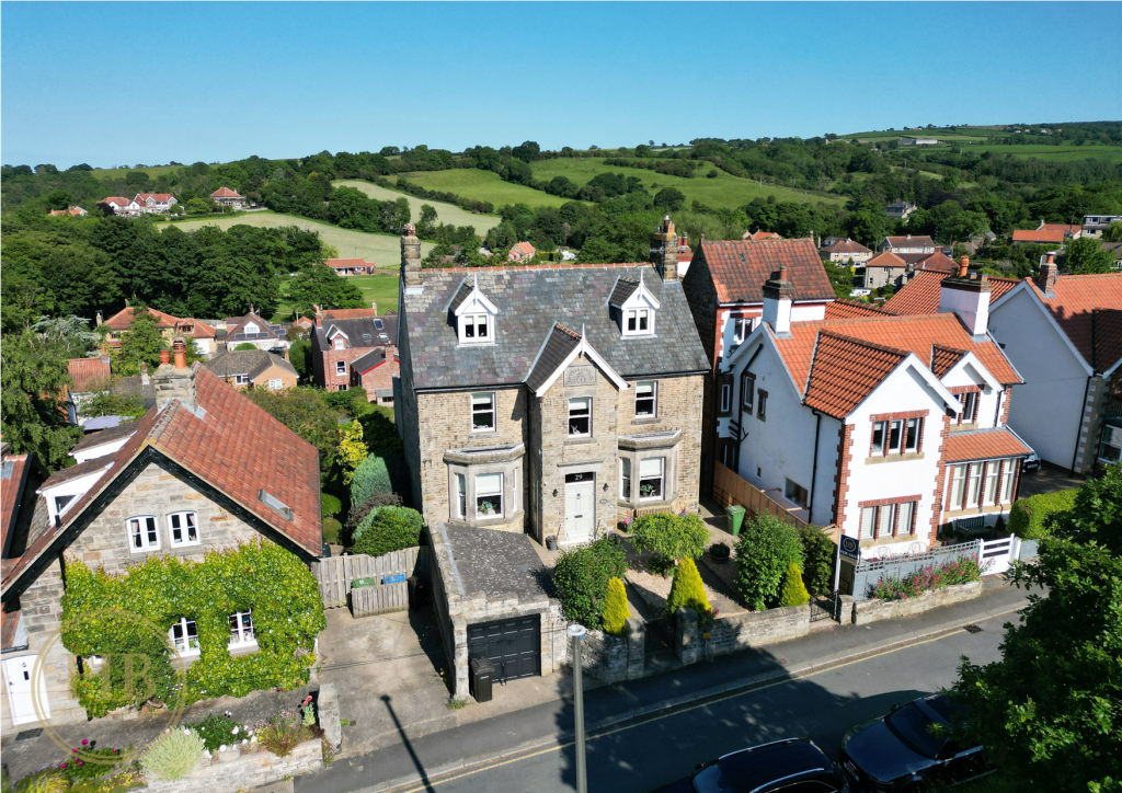 29 Coach Road, Sleights 5 bed detached house £650,000