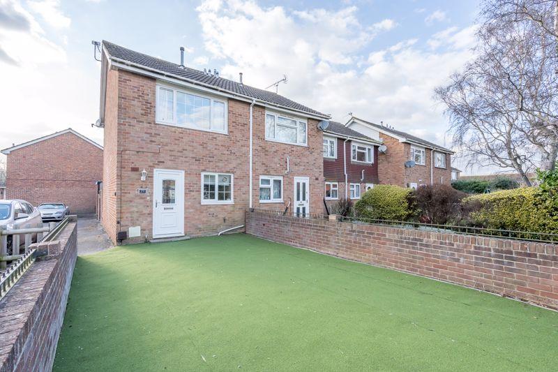 Charles Avenue, Chichester 2 bed end of terrace house for sale £270,000