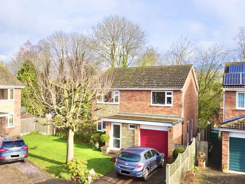 Armstrong Close, Audlem, Cheshire 4 bed detached house for sale £350,000
