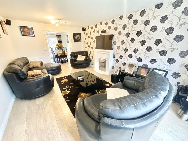 Hugo Way, Loggerheads 4 bed detached house £350,000