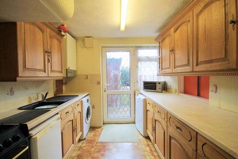 16 Melrose Close, Greenford, UB6 9TD