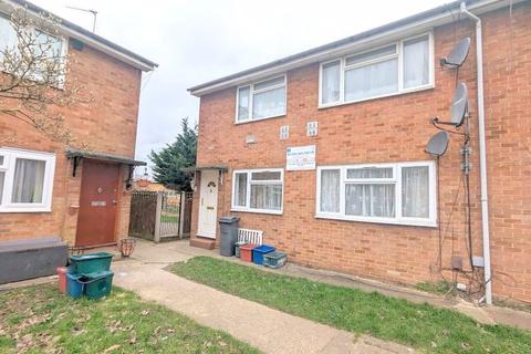 21 Peninsular Close, Feltham, TW14 9SS