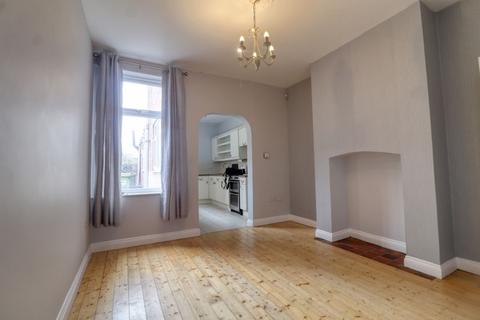 3 bedroom terraced house to rent, Charles Street, Gainsborough