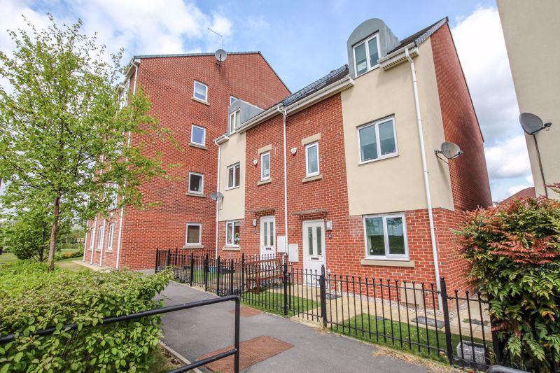 White Swan Close, Killingworth, NE12 4 bed townhouse £200,000