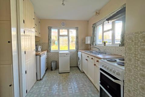 2 bedroom detached bungalow for sale - Newlands Road, Sidmouth