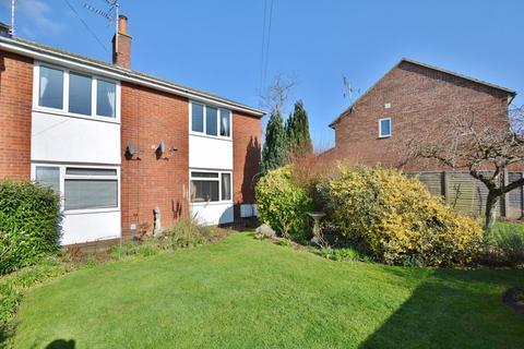 83 Cotmore Close, Thame, OX9 3ND