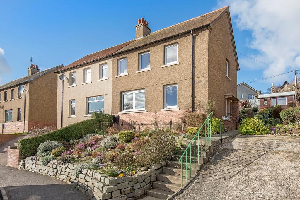 Burnside Avenue, Kinghorn, KY3 3 bed semidetached house £155,000
