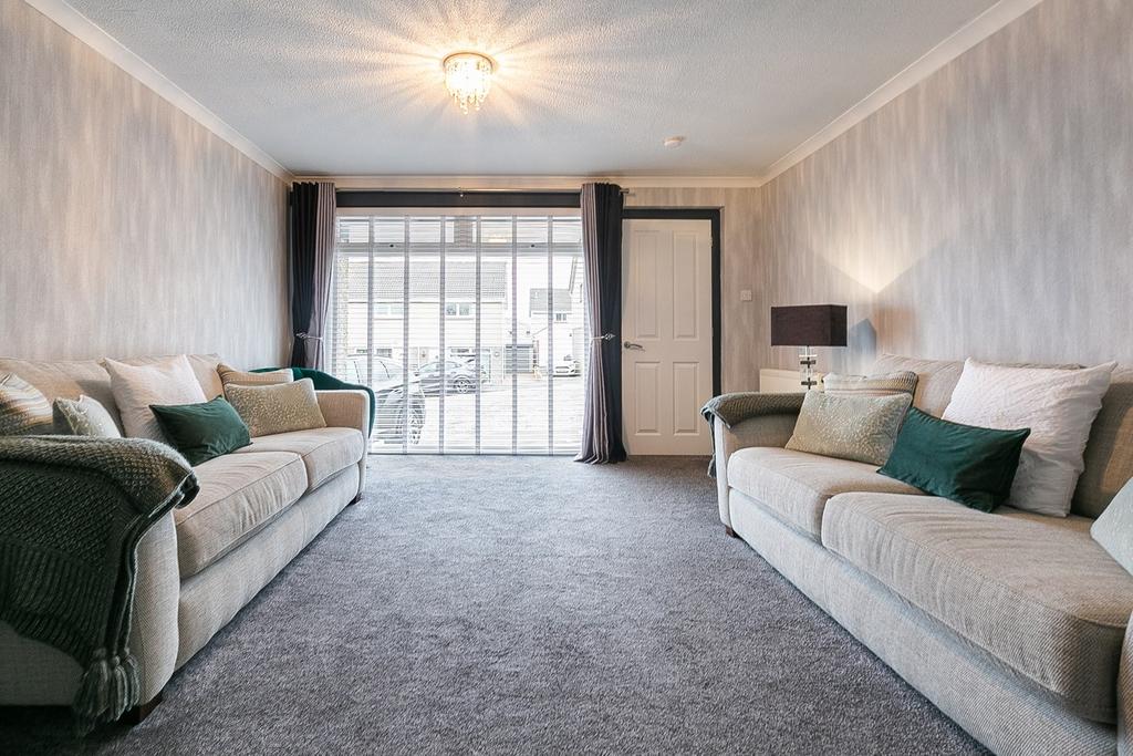 Curriehill Castle Drive, Currie, EH14 3 bed semidetached house £339,995