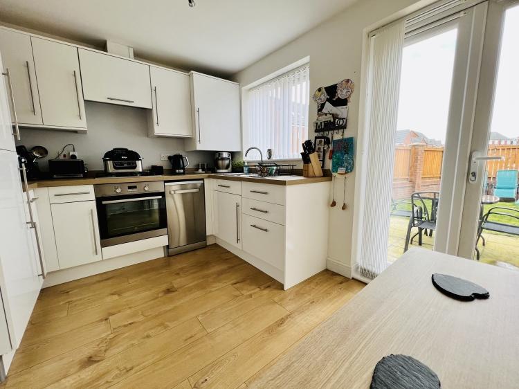 Kitchen/Breakfast Room